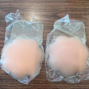 Kohl's Nude Peach Adhesive Silicone Nipple Covers Pasties